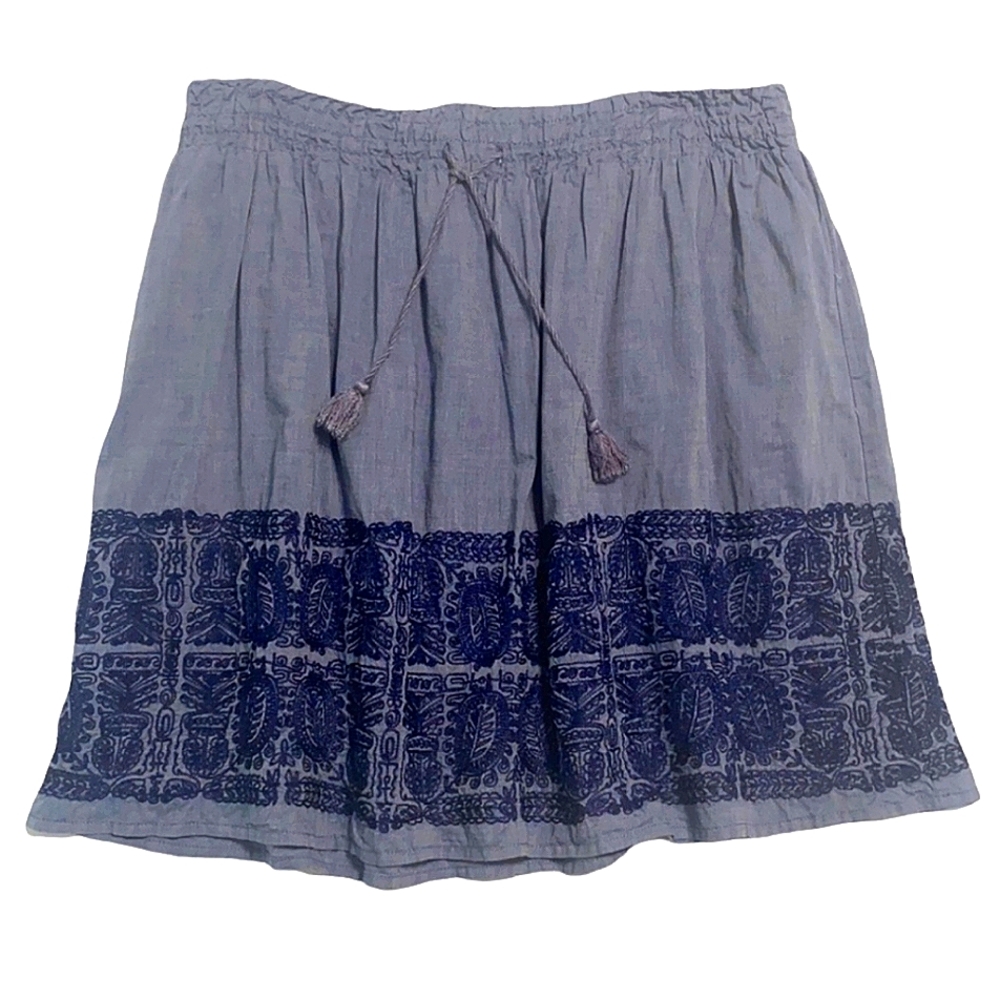 J. Crew Blue Chambray Pull-on Skirt Contrast Embroidered Design Women Size XS